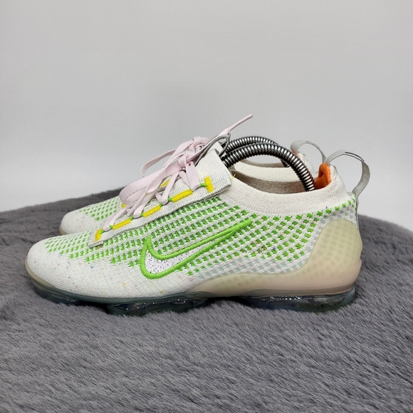 New Nike Air VaporMax 2021 Flyknit Feel Love Women's Shoes Size 6